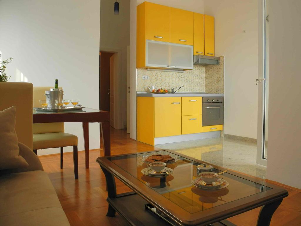 Apartments Antonela Jezera Luaran gambar