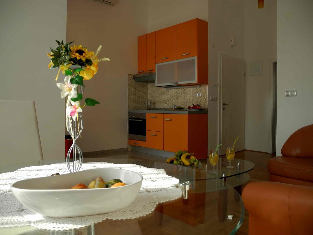 Apartments Antonela Jezera Luaran gambar