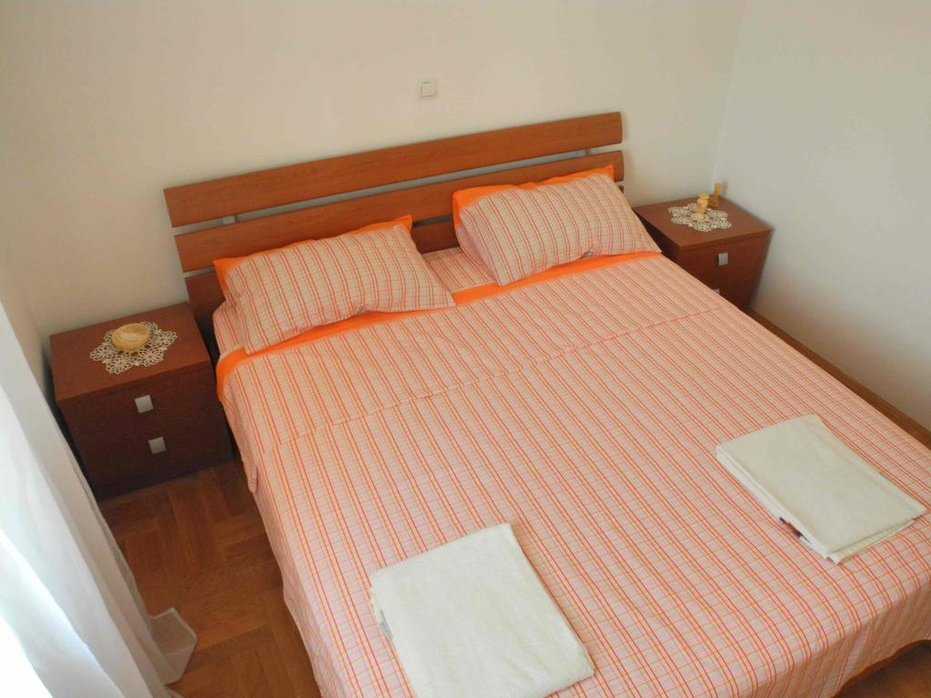 Apartments Antonela Jezera Luaran gambar
